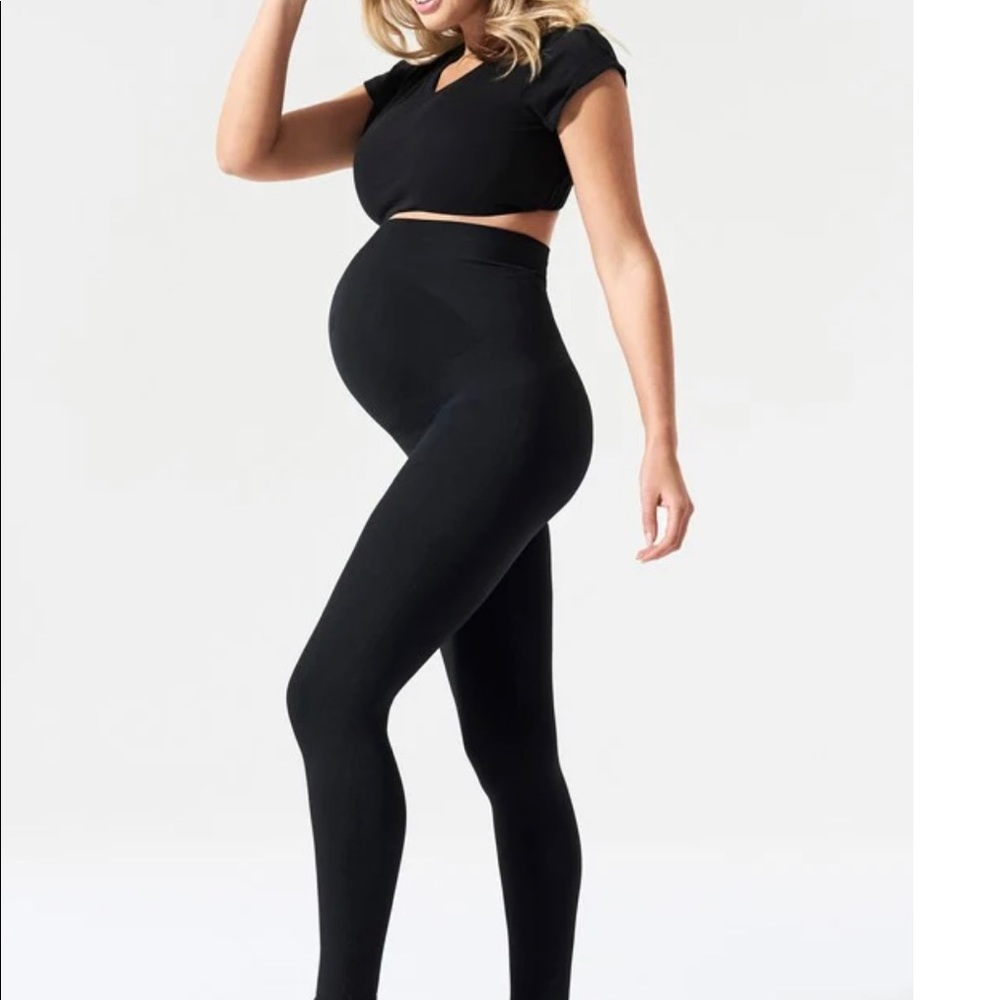 2 pairs of BLANQI EVERYDAY size small maternity Leggings in black